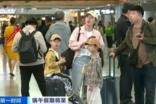 黄健翔带儿子看F1：我儿子比我熟，他非常喜欢F1